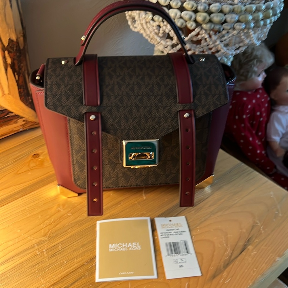 Michael Kors Manhattan dark cherry 🍒